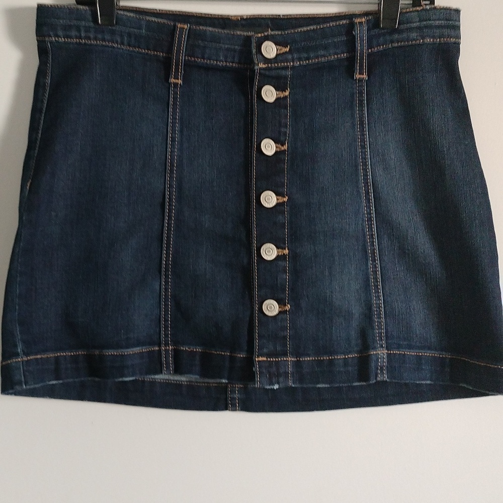 Flying Monkey Front Button Down Skirt Size 29 - image 4